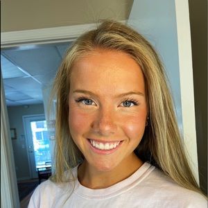 Meet your Posher, Julianne